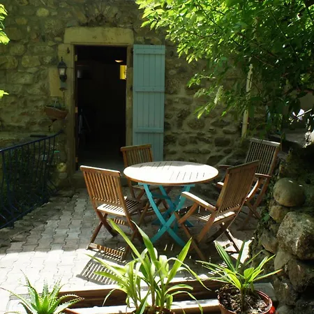Batisse L'entrela Holiday home *